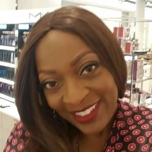 Meet your Posher, Dierdra